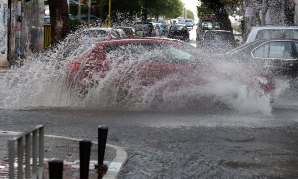 Συνεχίζονται και σήμερα οι βροχές και οι καταιγίδες -Που θα είναι έντονα τα φαινόμενα